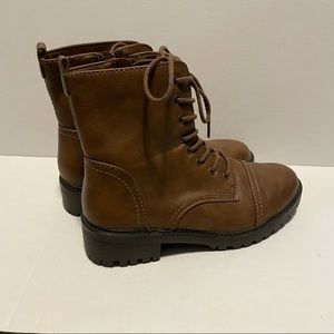 ⭐️Universal Thread Brown Lace Up Combat Boots Size 7.5